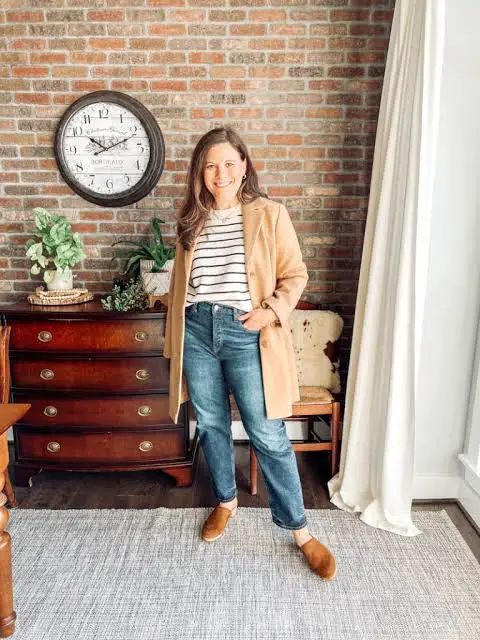 Effortless Camel Coat with Striped Tee and Jeans Effortless Camel Coat with Striped Tee and Jeans — Brown Coat Outfits