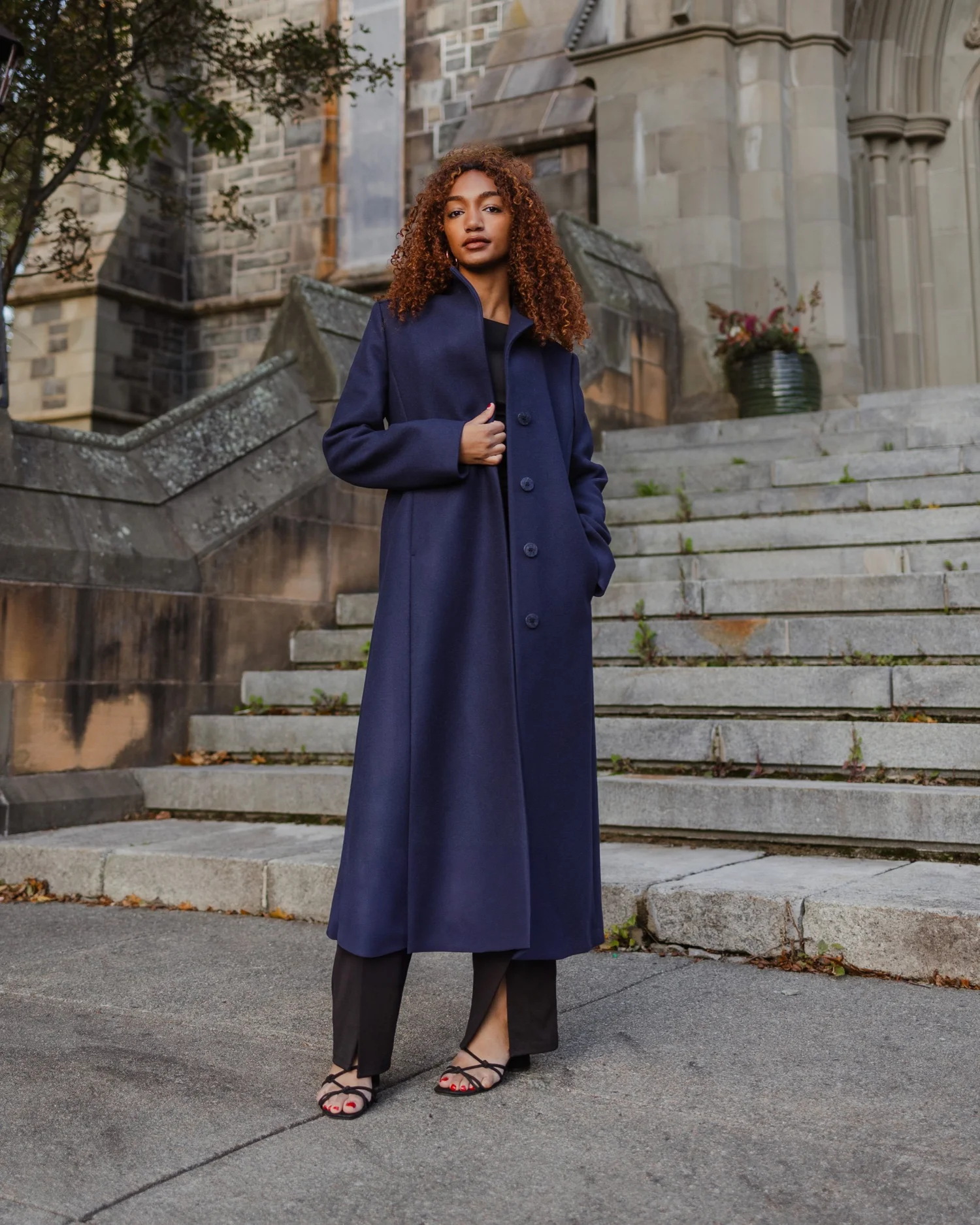 Navy Wool Coat with Black Trousers and Sandals Navy Wool Coat with Black Trousers and Sandals — Wool Coat Outfits