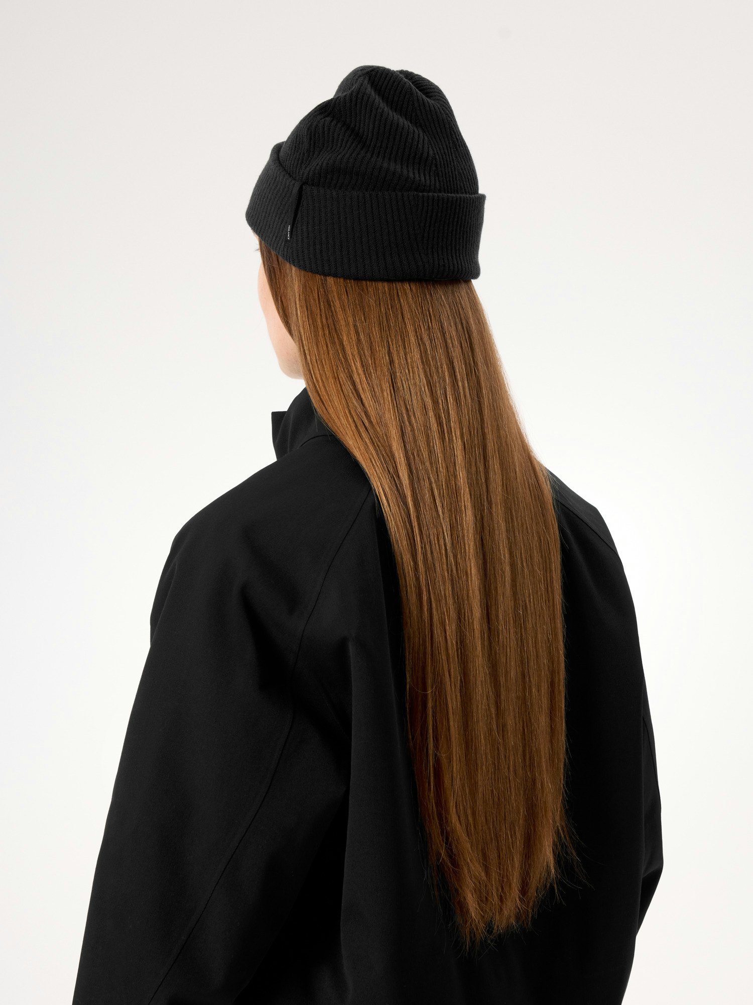 Long Straight Red Hair Under Black Beanie Long Straight Red Hair Under Black Beanie — Winter Hat Hairstyles