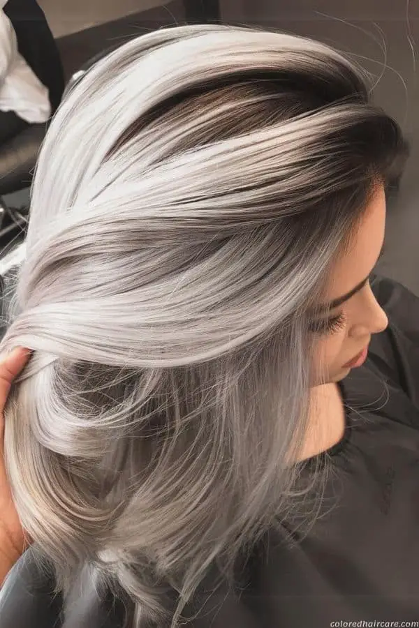 Loose Waves Mid-Back Bright Blonde With Dark Lowlights Loose Waves Mid-Back Bright Blonde With Dark Lowlights — Lowlights for Blonde Hair