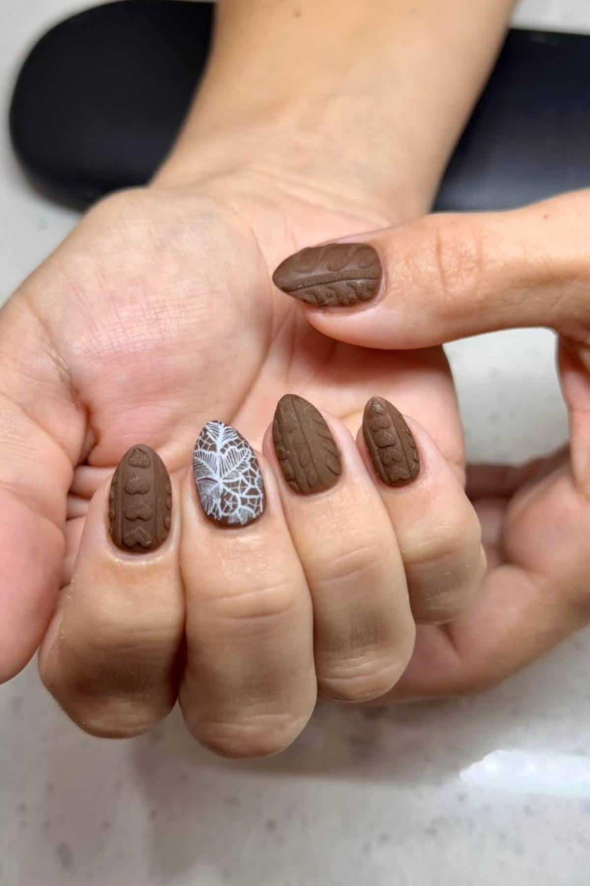 Fall Winter Visual Idea — Sweater Nails