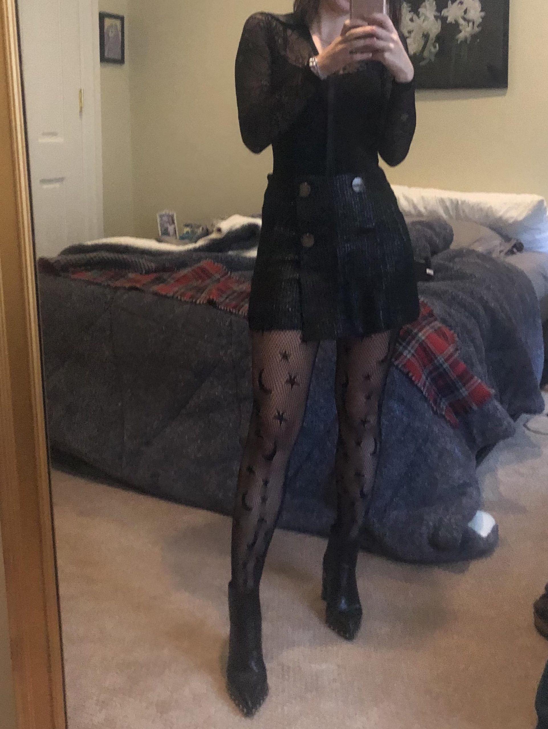 Patterned Tights: Moon and Stars for Evening Style — Tights Outfits