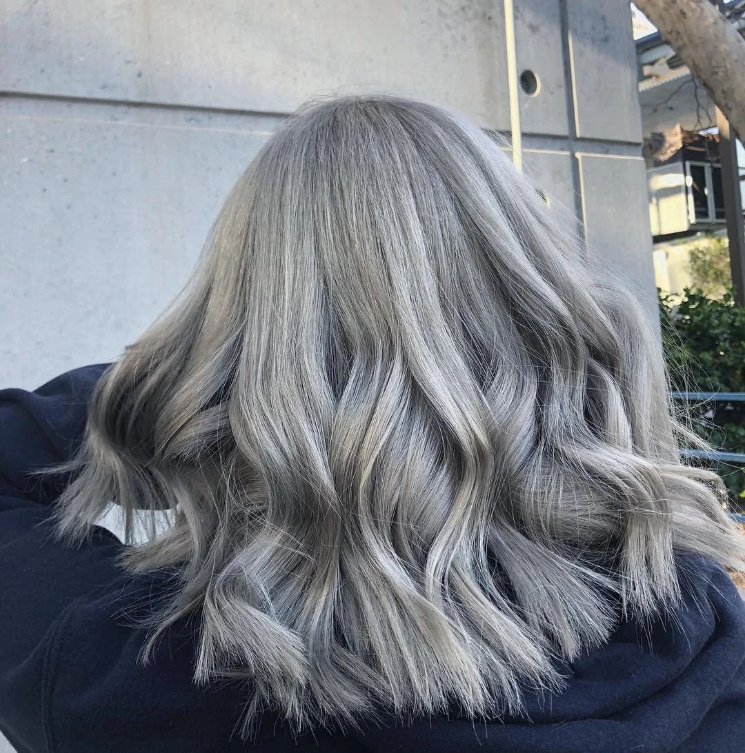 Ash Gray With Blonde Undertones Ash Gray With Blonde Undertones — Winter Hair Colors for Gray Hair