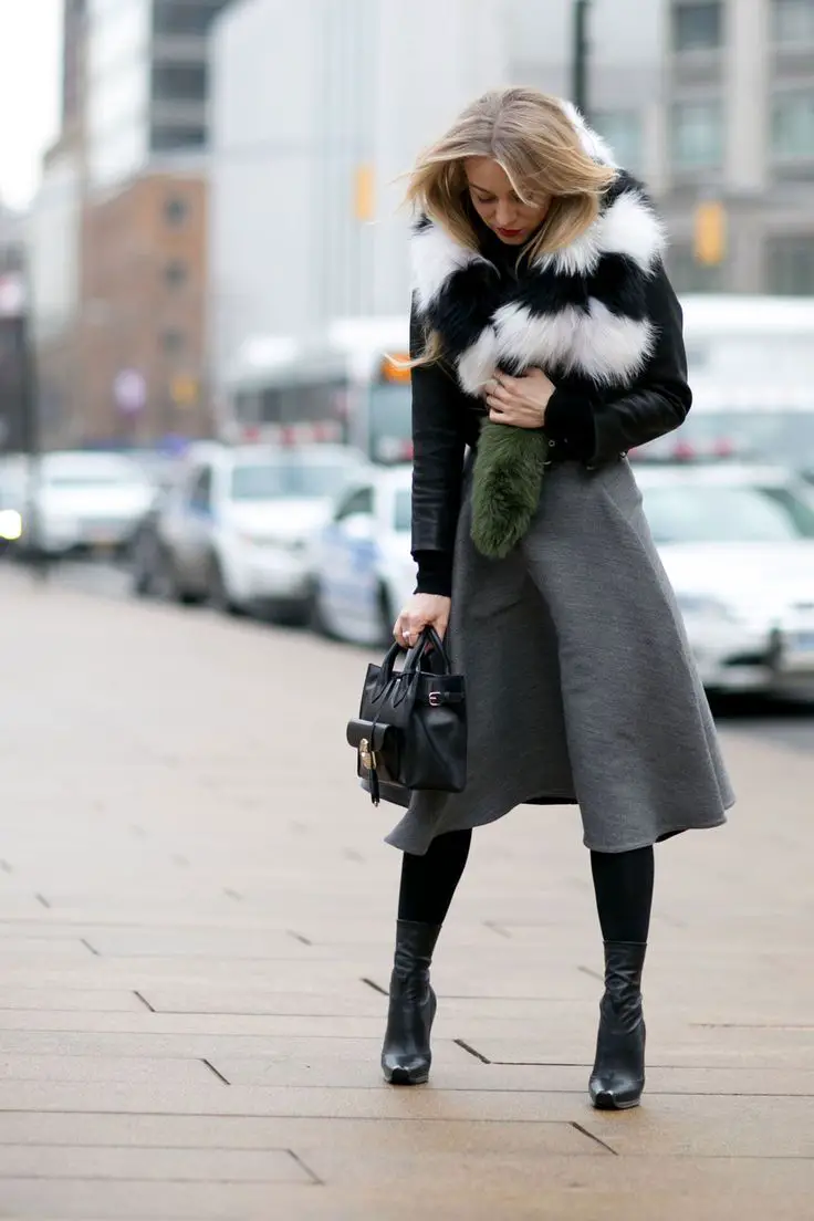 Grey Midi Skirt with Faux Fur Collar Jacket and Scarf Grey Midi Skirt with Faux Fur Collar Jacket and Scarf — Winter Skirt Outfits