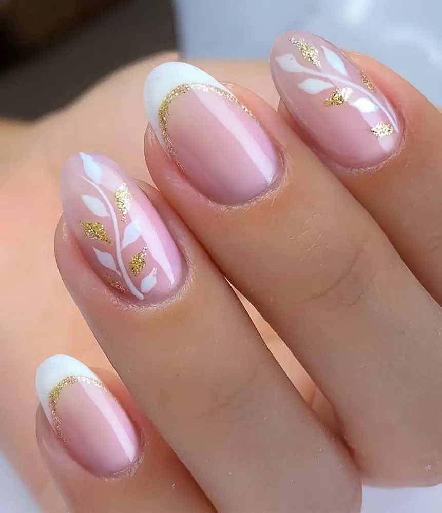 Gold Glitter Leaf French Medium Oval Nails Gold Glitter Leaf French Medium Oval Nails — Cute Nail Designs