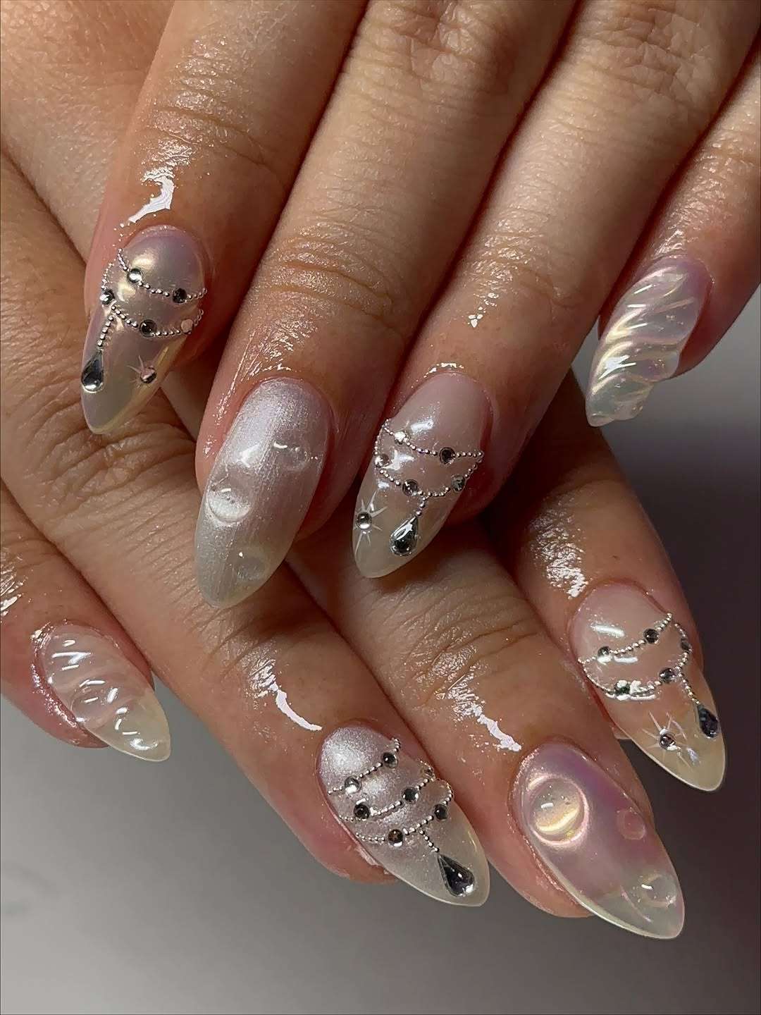 23 White Winter Nail Ideas That Feel Sophisticated and Fresh
