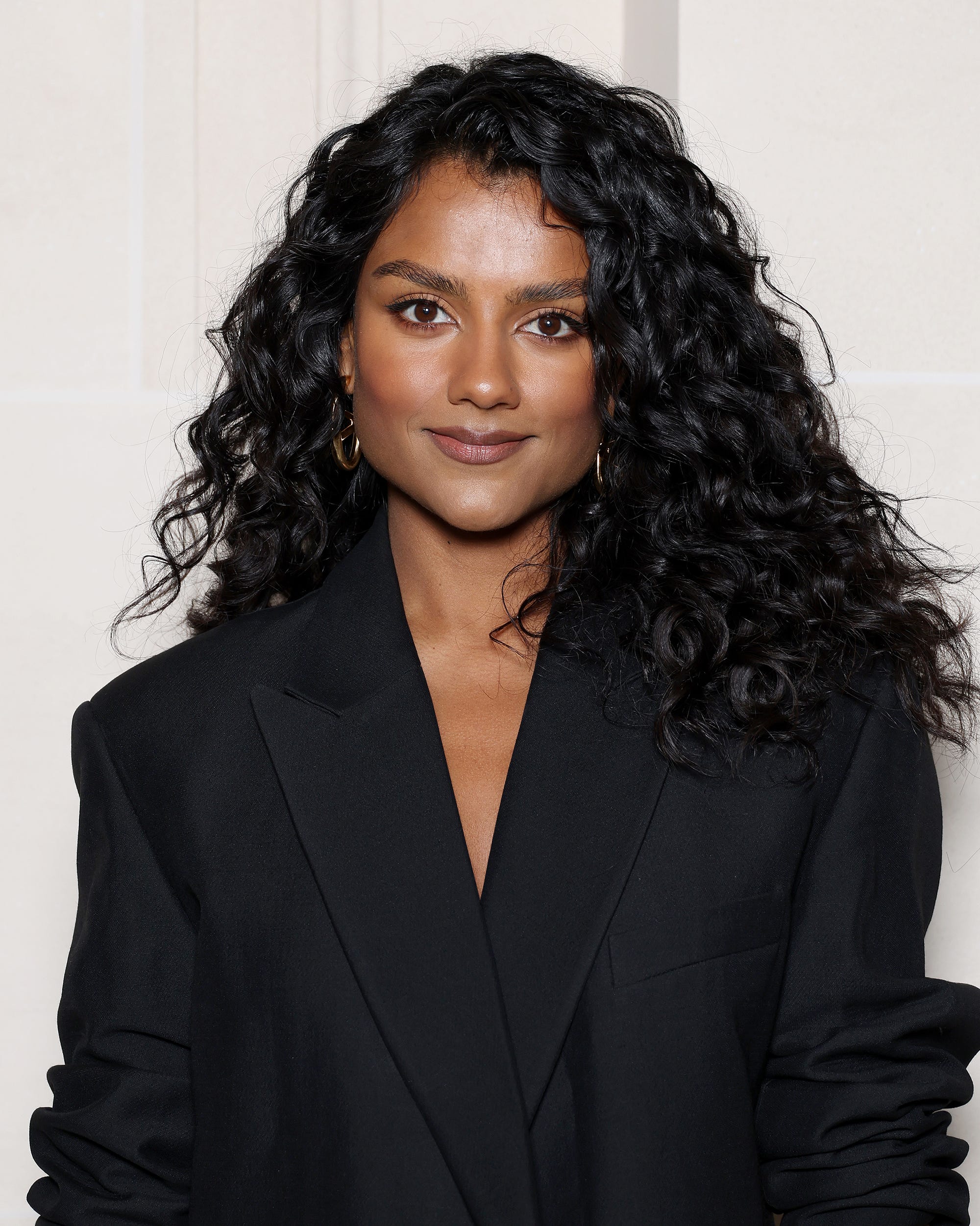 Voluminous Dark Brown Curls Voluminous Dark Brown Curls — Long Winter Haircuts