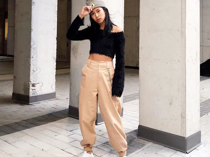 Fuzzy Off-the-Shoulder Top with Baggy Cargo Pants — Grunge Winter Outfits