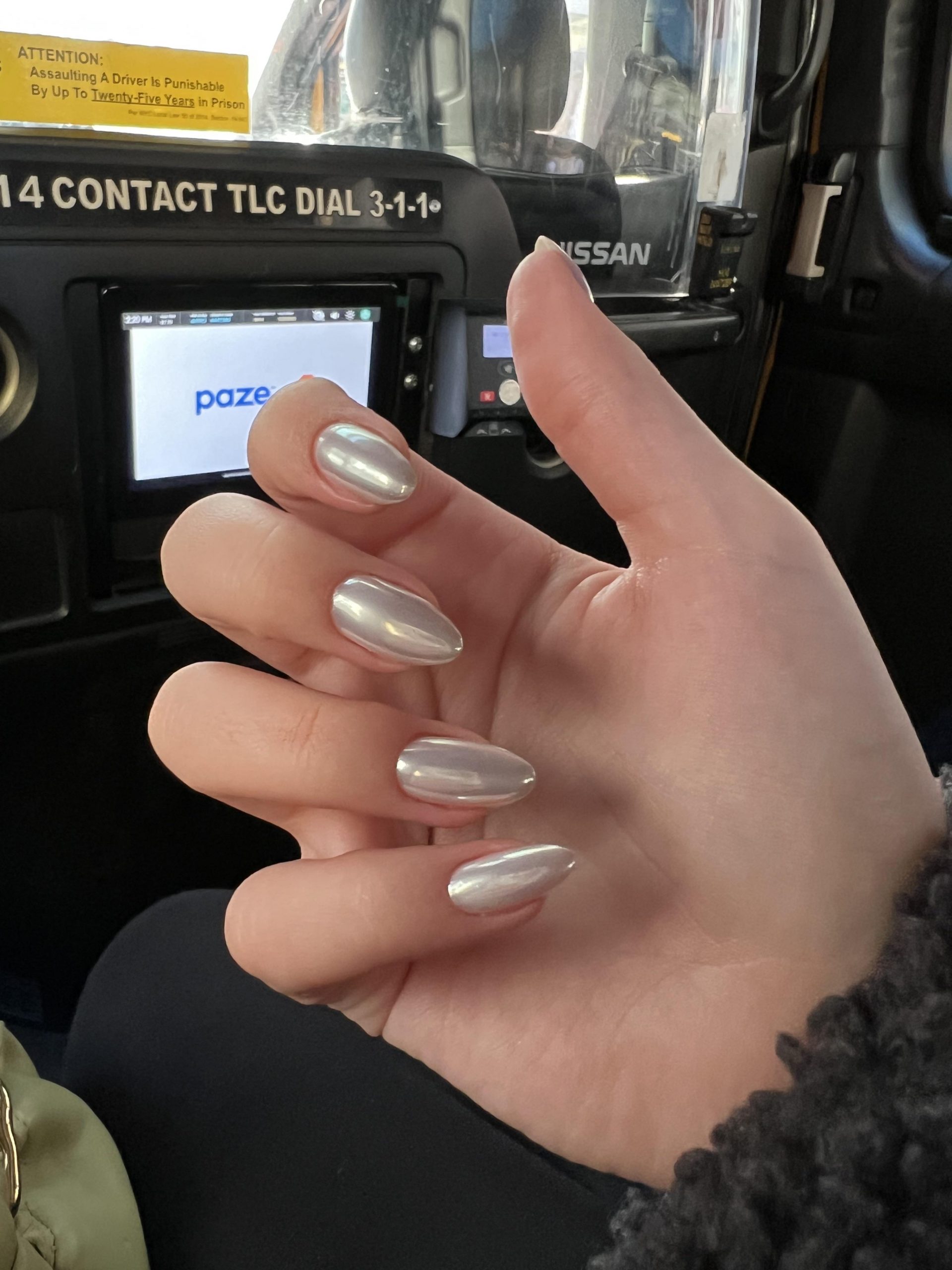 Pale Silver Chrome with Pink Undertone Pale Silver Chrome with Pink Undertone — Winter Chrome Nails