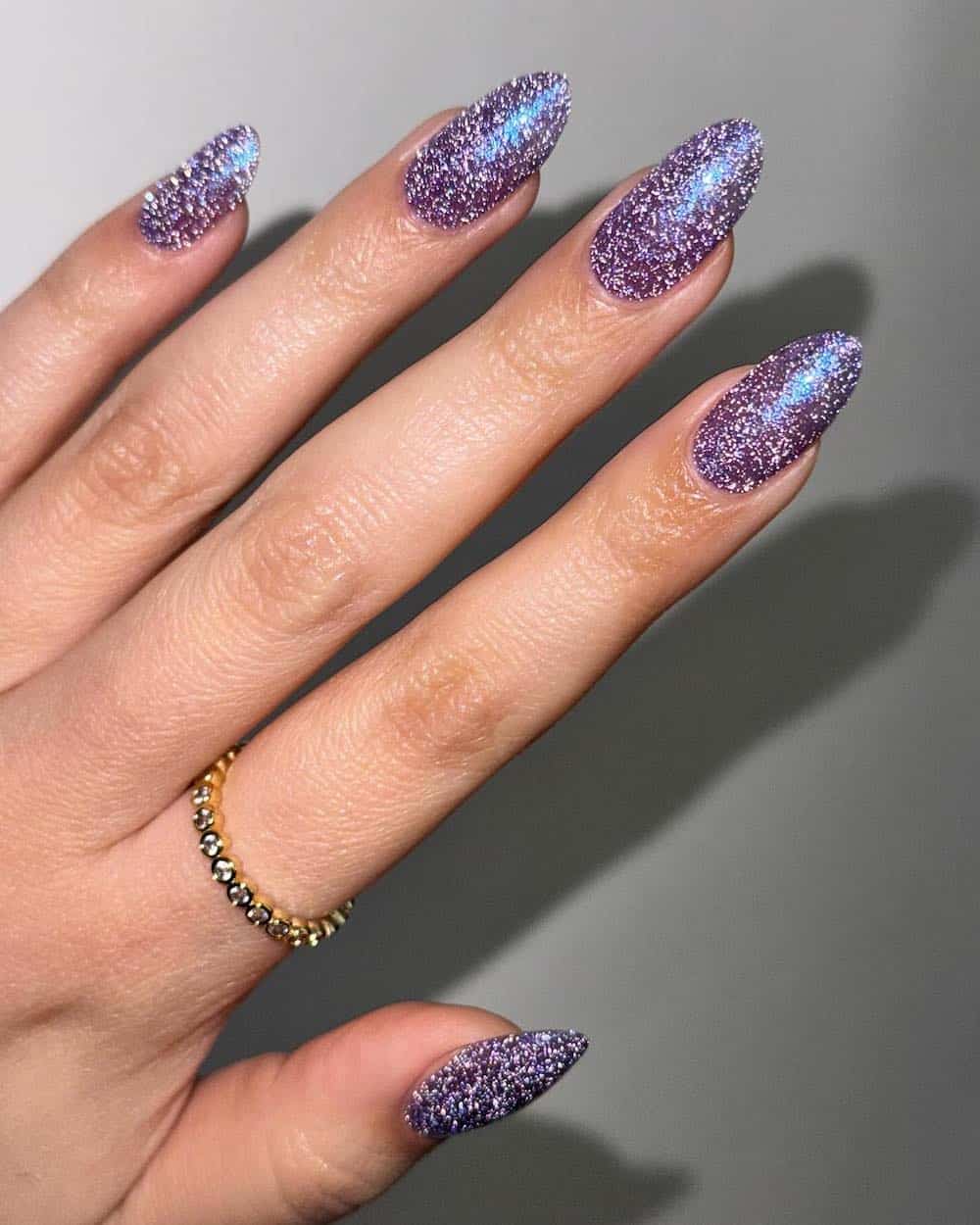 Vibrant Purple Holographic Glitter Vibrant Purple Holographic Glitter — Winter Glitter Nails