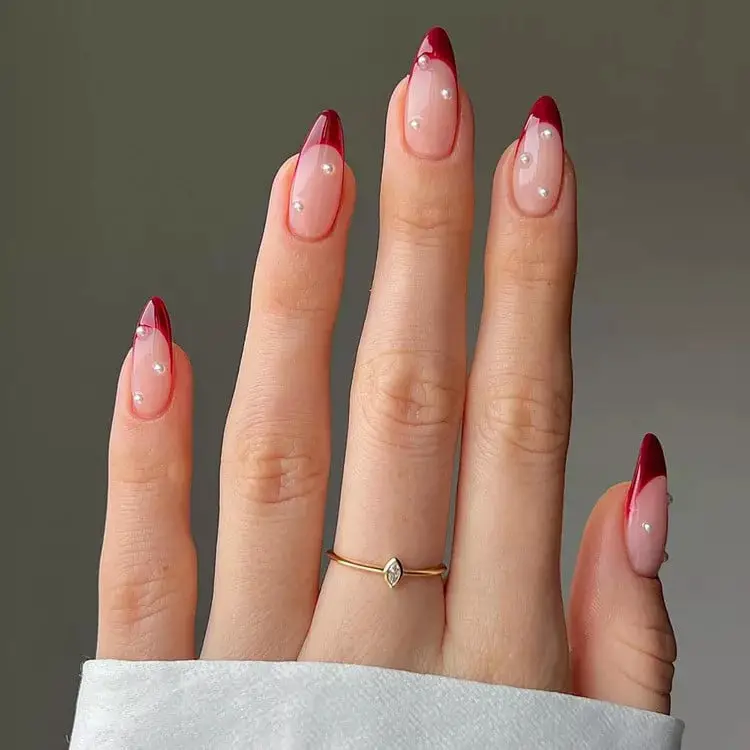 Small Pearls Along The French Tip Line Visual Idea Small Pearls Along The French Tip Line Visual Idea — Winter French Tip Nails