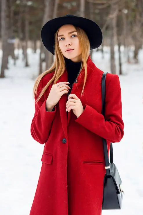 Chic Black Turtleneck and Red Wool Coat Ensemble — Winter Photoshoot Outfits