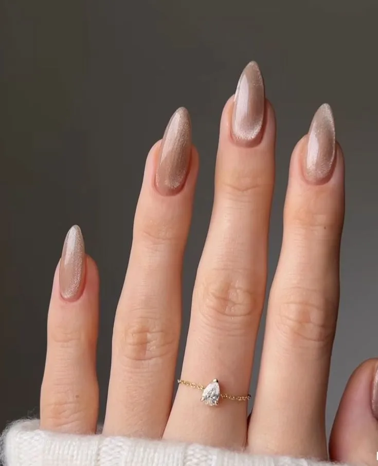 Mushroom Motif Glitter Almonds Mushroom Motif Glitter Almonds — Almond Nail Inspo