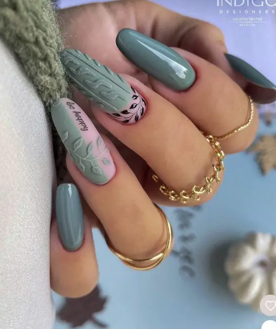 Fall Visual Idea — Sweater Nails