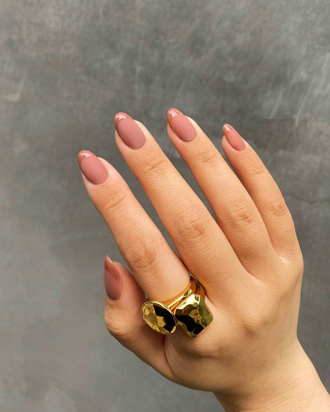 Medium Almond Matte Nude With Glossy Brown Tip Medium Almond Matte Nude With Glossy Brown Tip — Winter Matte Nails