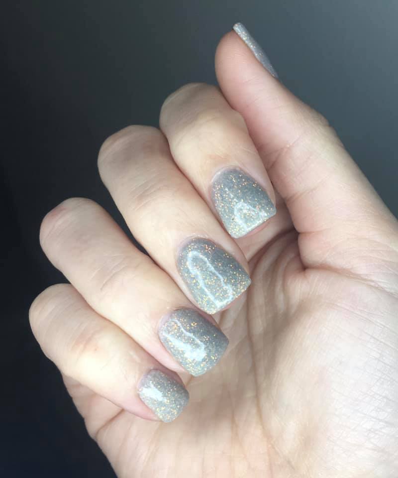 Medium Grey Gold Glitter Square Nails — Winter Dip Powder Nails