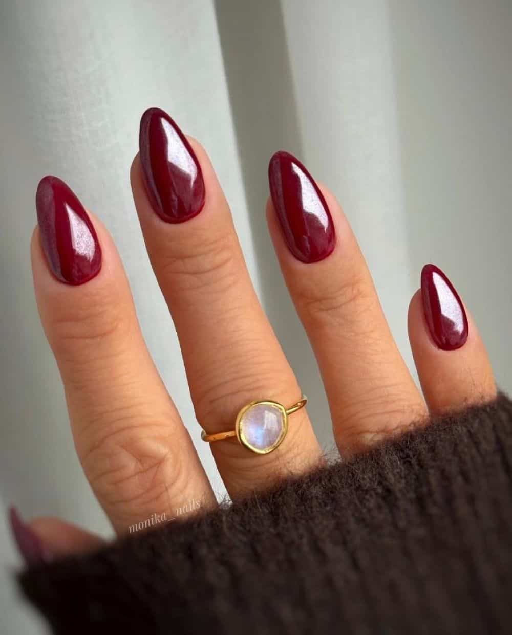 Cool-Toned Burgundy High Gloss Nails — Everyday Winter Nails
