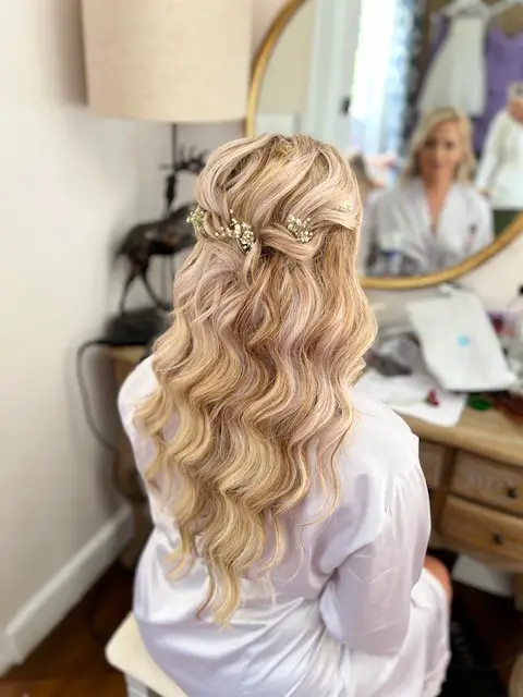 No Bangs Visual Idea — Winter Wedding Guest Hairstyles