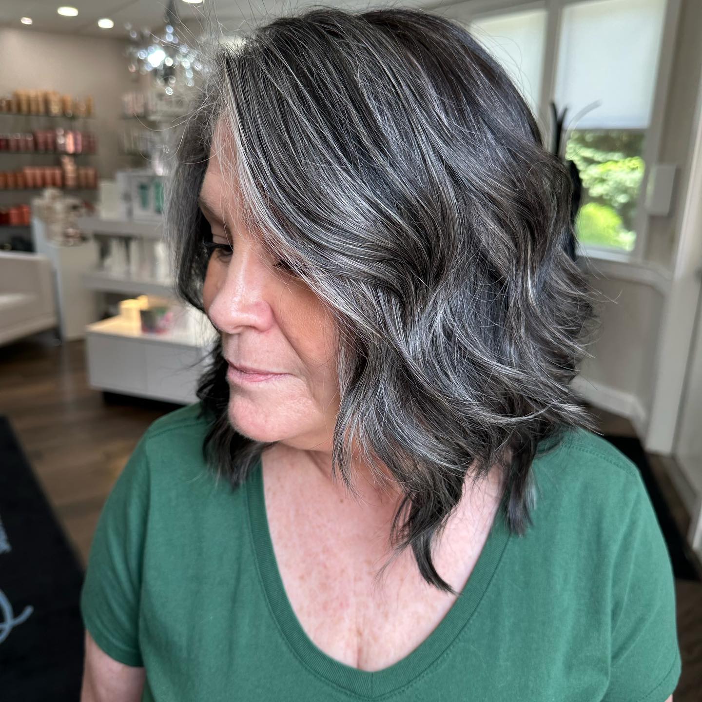Shoulder-Length With Dark Base and Gray Streaks Shoulder-Length With Dark Base and Gray Streaks — Gray Blending Highlights