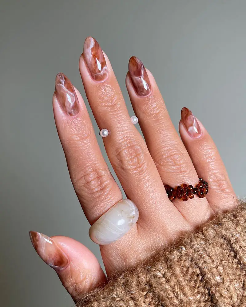 Swirling Brown Tan Marble Almonds — Winter Marble Nails