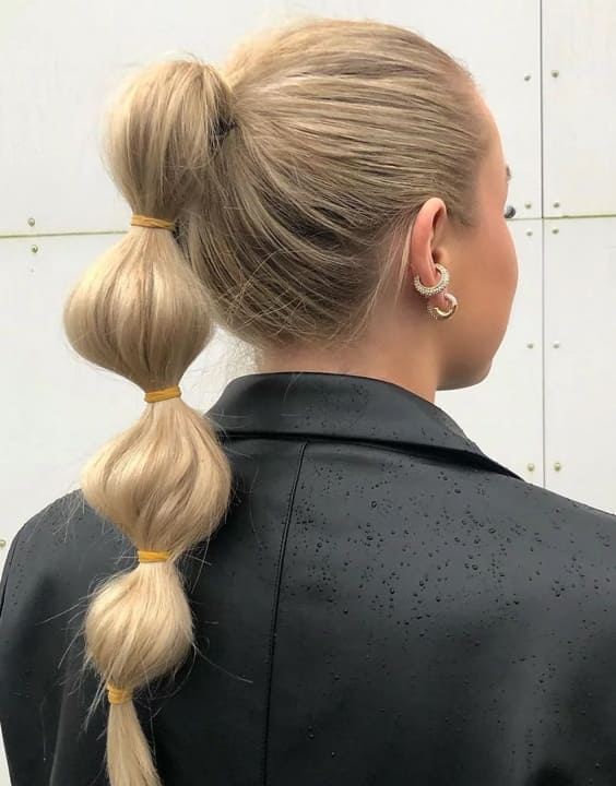 Blonde Visual Idea — Cute Winter Hairstyles