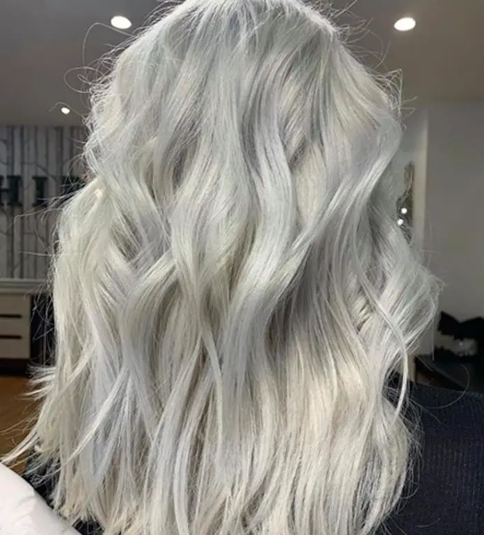 Luminous Icy Blonde Wavy Bob Luminous Icy Blonde Wavy Bob — Icy Blonde Hair