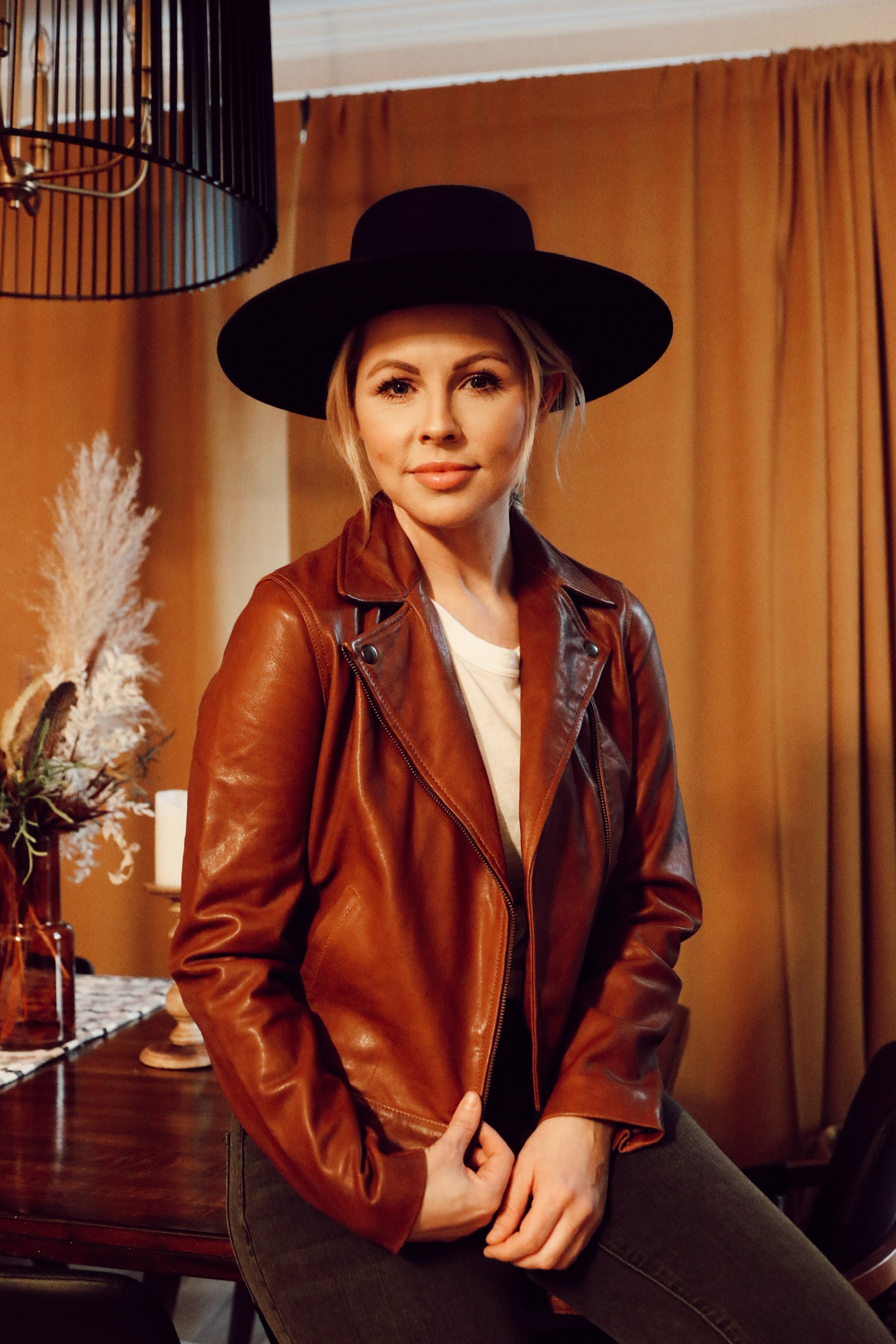 Brown Leather Moto Jacket with White Tee and Dark Pants Brown Leather Moto Jacket with White Tee and Dark Pants — Nashville Winter Outfits