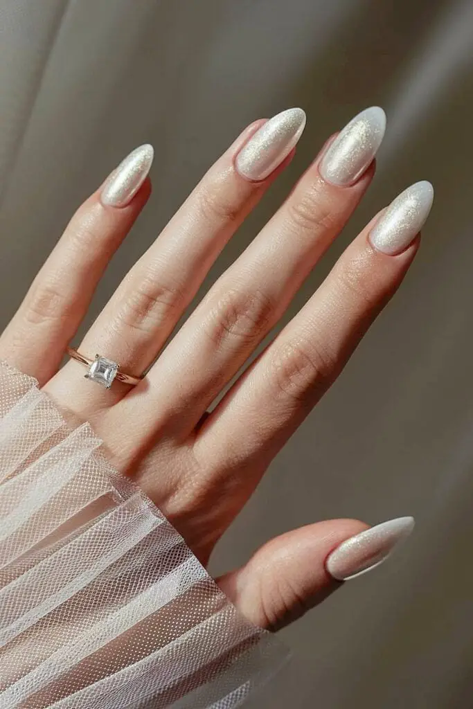 Off-White Pearlescent Shimmer Nails Off-White Pearlescent Shimmer Nails — Winter Formal Nails