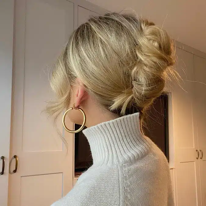 Long Layered Waves Side Part Long Layered Waves Side Part — Winter Hairstyles for Work