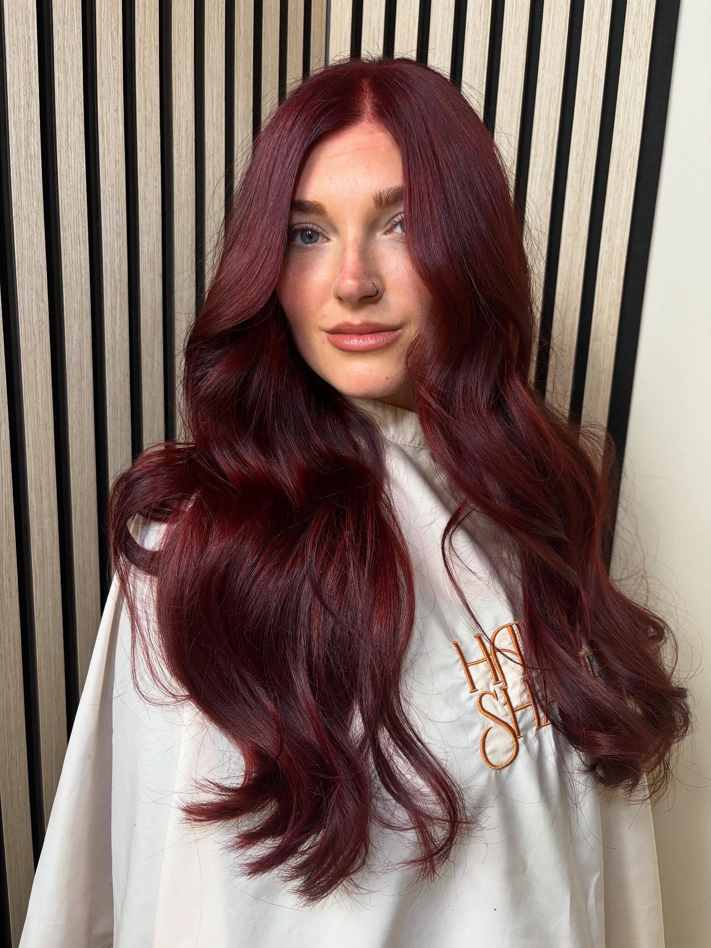 Front View Medium Crop Visual Idea Front View Medium Crop Visual Idea — Winter Hair Colors for Brunettes