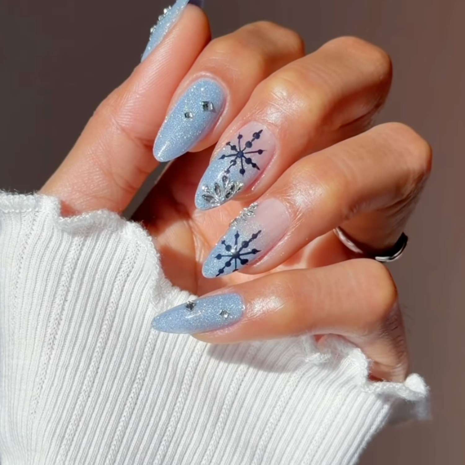 Sparkling Blue Snowflakes and Rhinestones Sparkling Blue Snowflakes and Rhinestones — Winter Glitter Nails