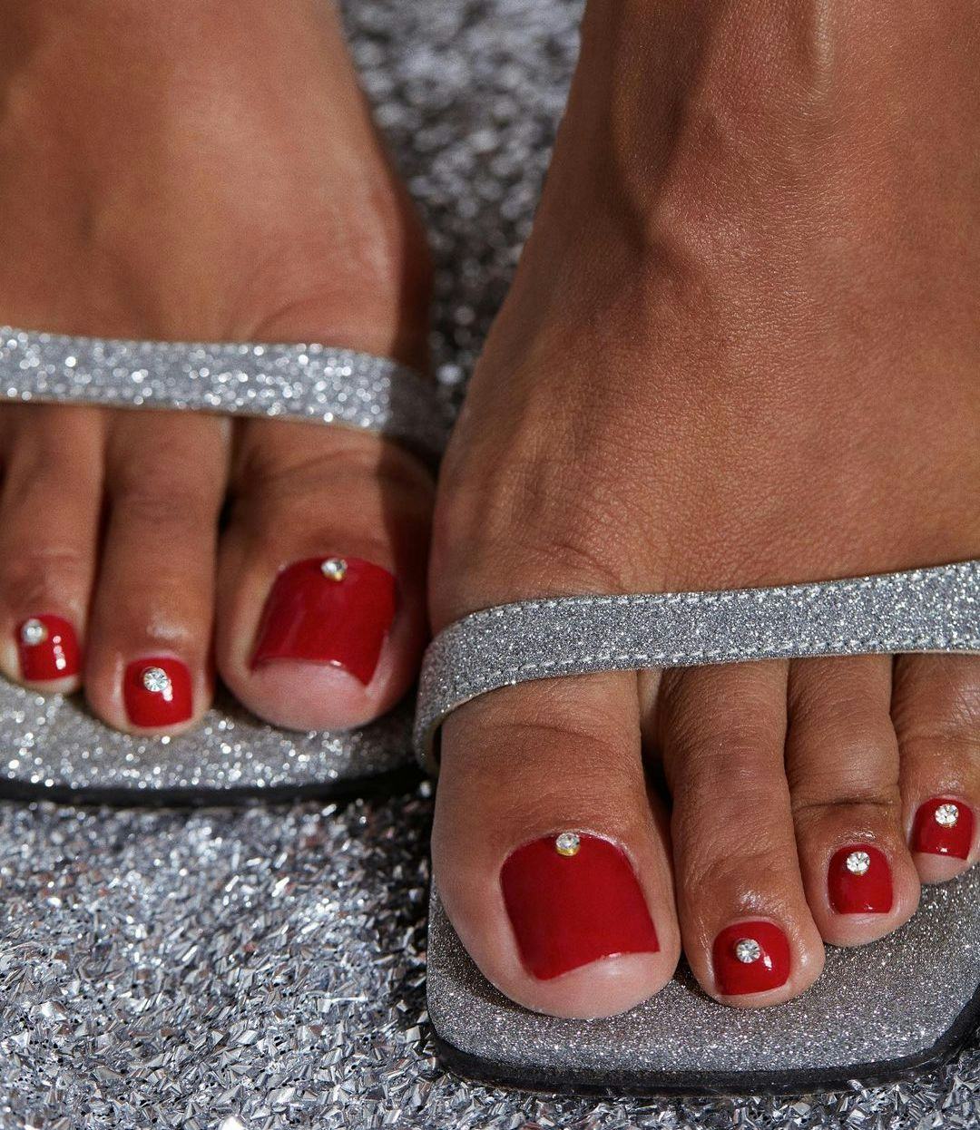 Glossy Multi-Color Mix — Winter Pedicure Colors