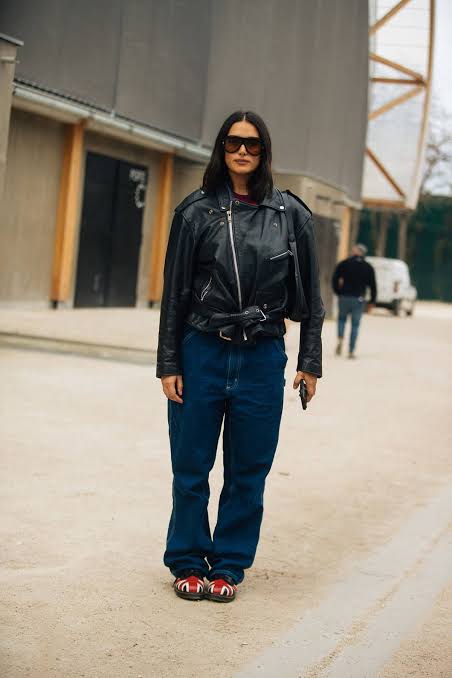 Leather Moto Jacket with Suede Midi Skirt — Winter Streetwear Outfits