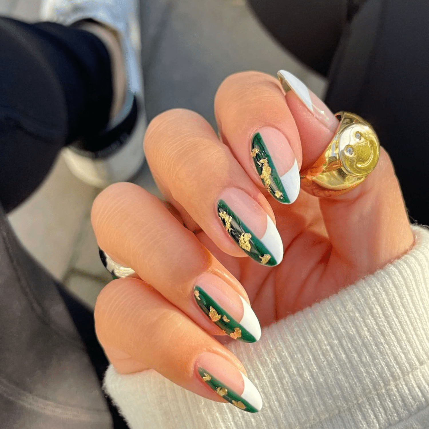 Glossy Deep Green French Tip Almond Nails with Gold Foil Glossy Deep Green French Tip Almond Nails with Gold Foil — Green Nail Designs