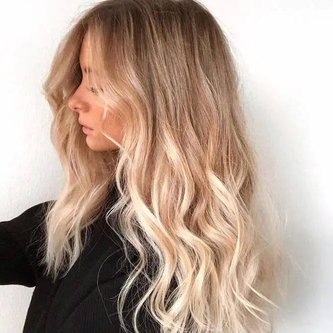 Side View Ash Blonde With Platinum Balayage Side View Ash Blonde With Platinum Balayage — Winter Balayage