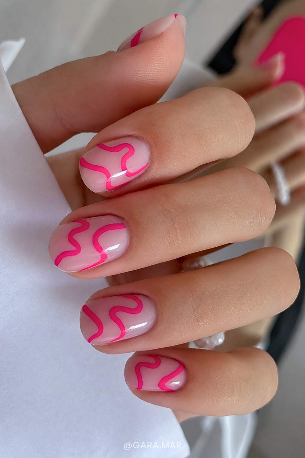 Smooth Application Clean Lines Visual Idea Smooth Application Clean Lines Visual Idea — Easy Nail Designs