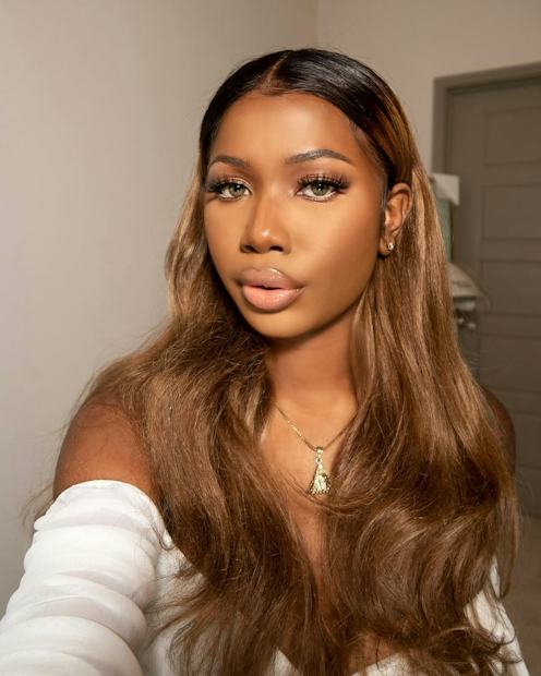 Collarbone Medium Brown with Caramel Highlights Collarbone Medium Brown with Caramel Highlights — Winter Brown Hair Colors