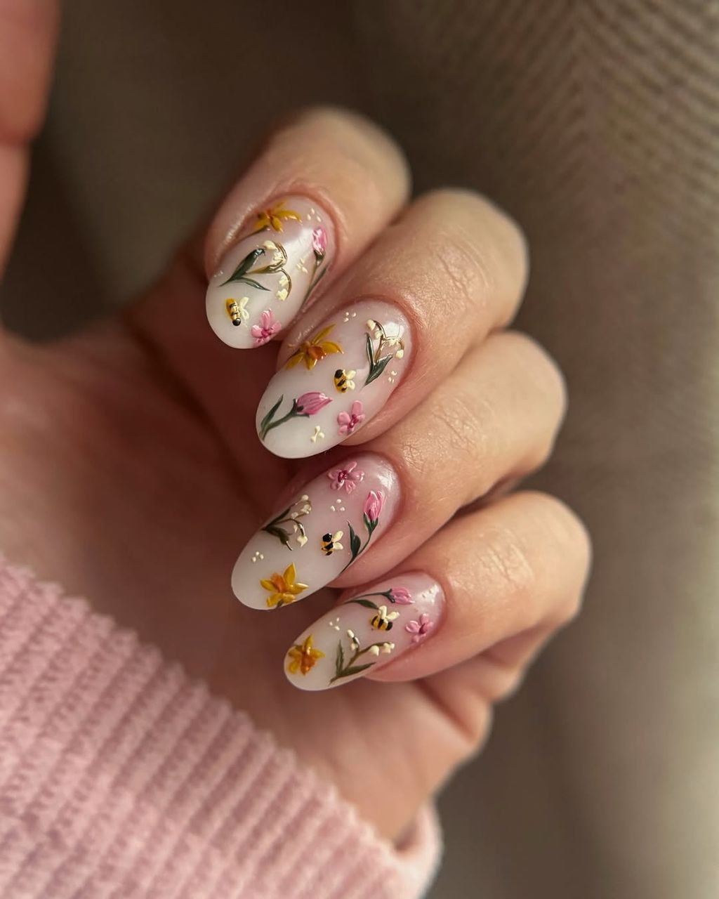 Milky White 3D Floral Bee Nails Milky White 3D Floral Bee Nails — Winter to Spring Transition Nails