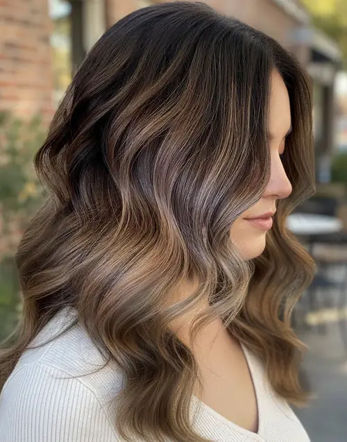 Collarbone Wavy Thick Balayage Collarbone Wavy Thick Balayage — Mushroom Brown Hair