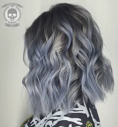 Lob With Blue-Toned and Silver Highlights Lob With Blue-Toned and Silver Highlights — Gray Blending Highlights