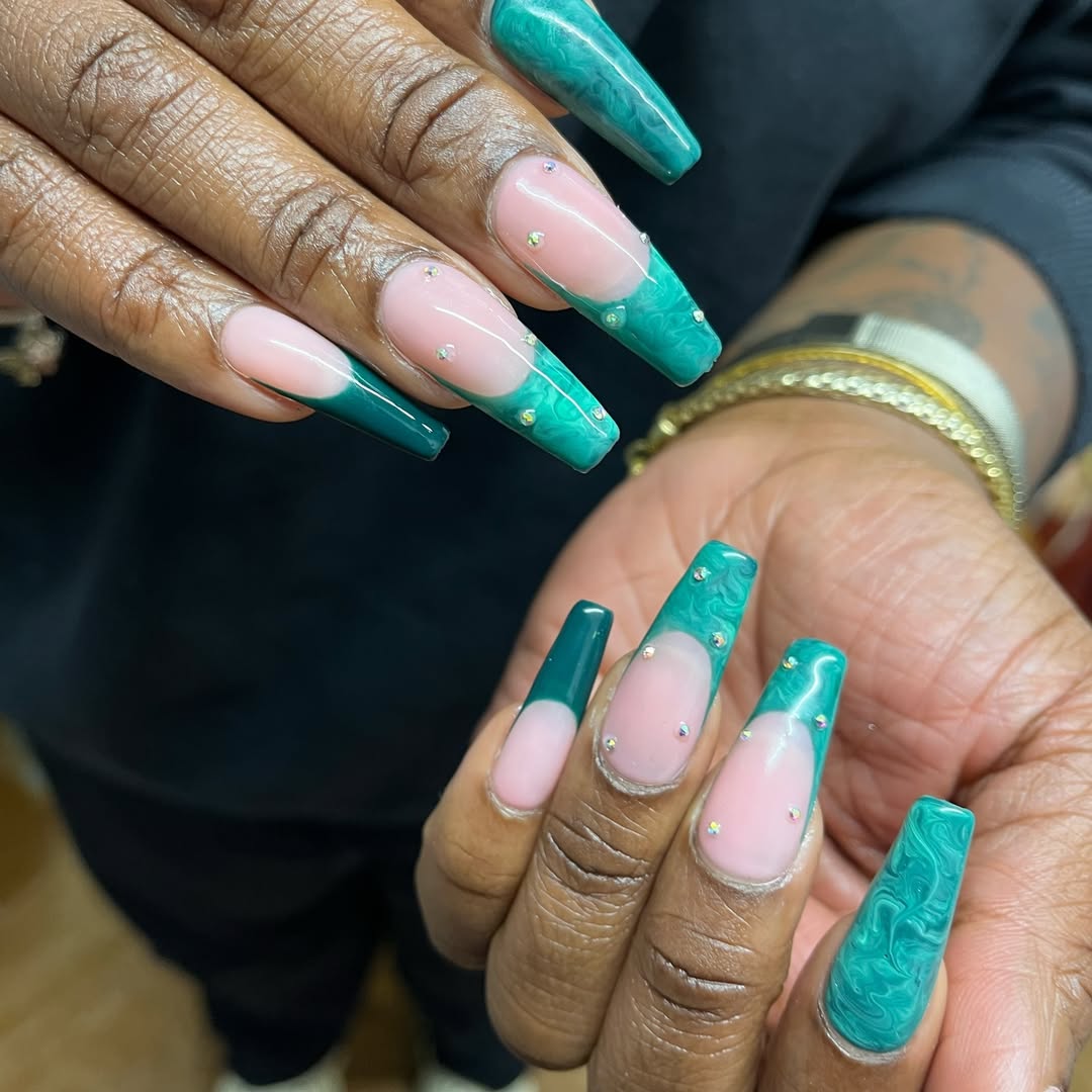 Glossy Emerald Marble French Tip Coffin Nails Glossy Emerald Marble French Tip Coffin Nails — Coffin Nail Designs