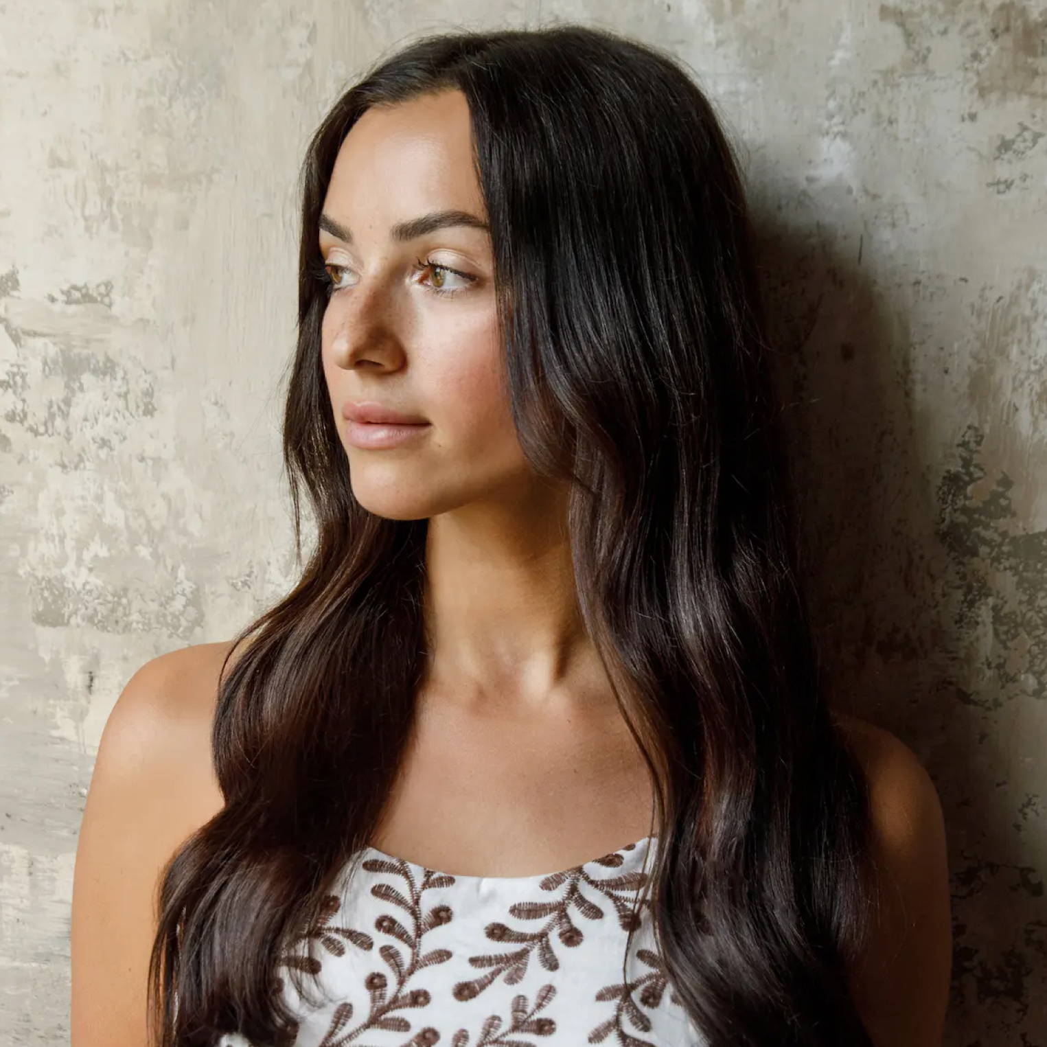 Dark Chocolate With Subtle Caramel Highlights Dark Chocolate With Subtle Caramel Highlights — Winter Hair Colors for Olive Skin