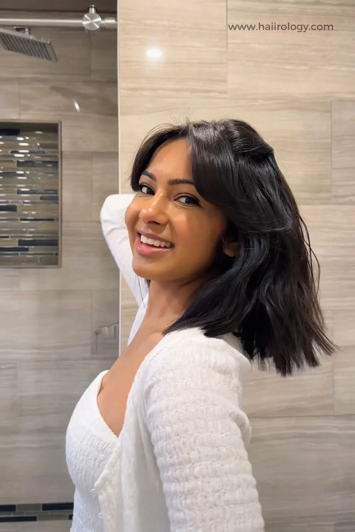 Collarbone Dark Brown Layers Collarbone Dark Brown Layers — Winter Haircuts with Curtain Bangs