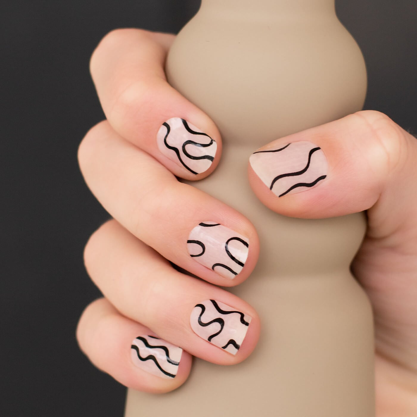 Minimalist Black Abstract Wavy Lines on Nude Minimalist Black Abstract Wavy Lines on Nude — Short Nail Designs