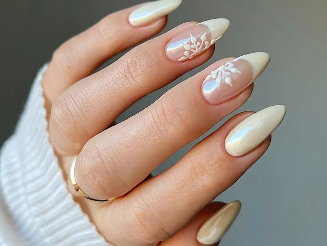 One Hand Visual Idea One Hand Visual Idea — Winter French Tip Nails