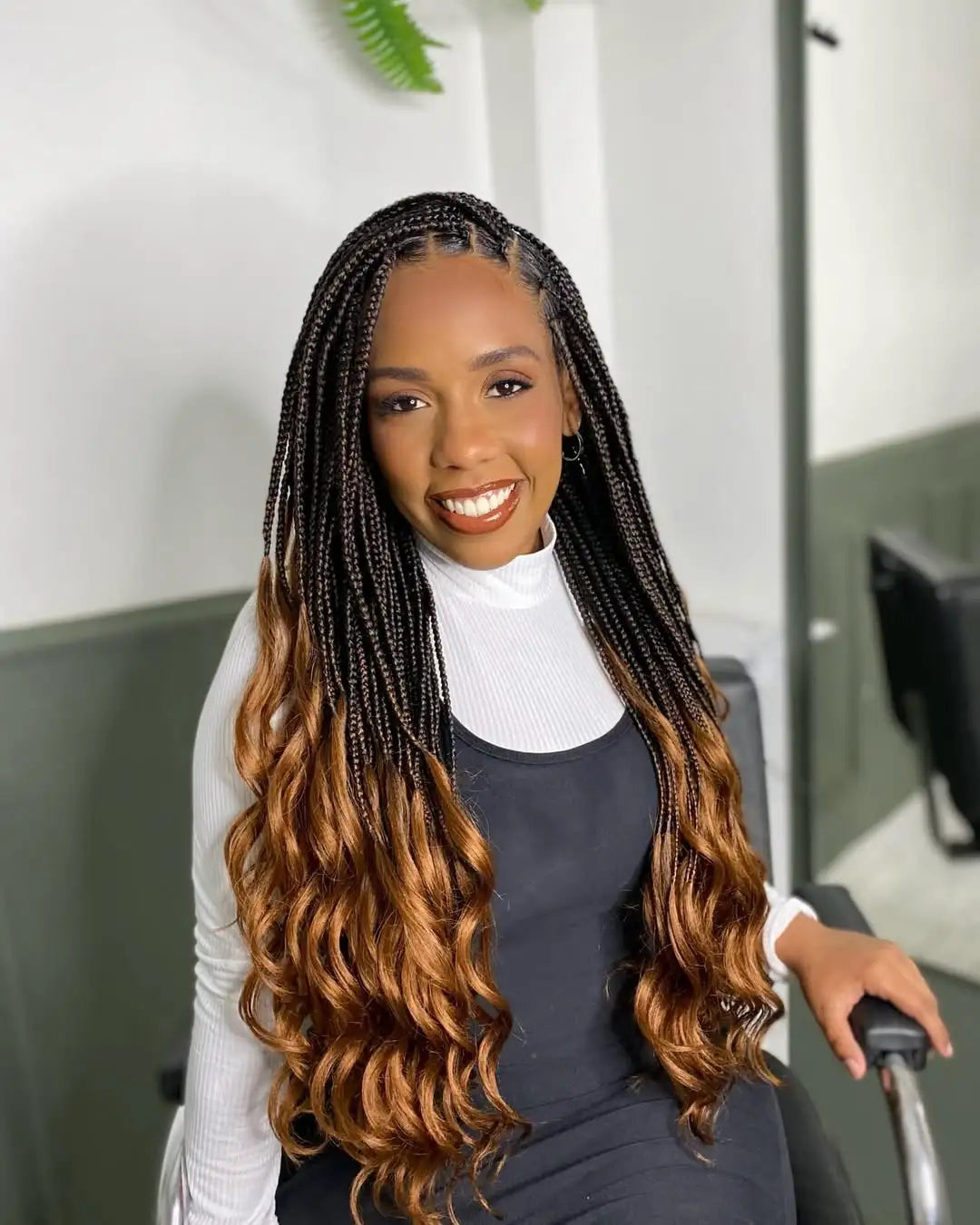 Ombre Dark Brown to Honey Blonde Braids Ombre Dark Brown to Honey Blonde Braids — Winter Knotless Braids