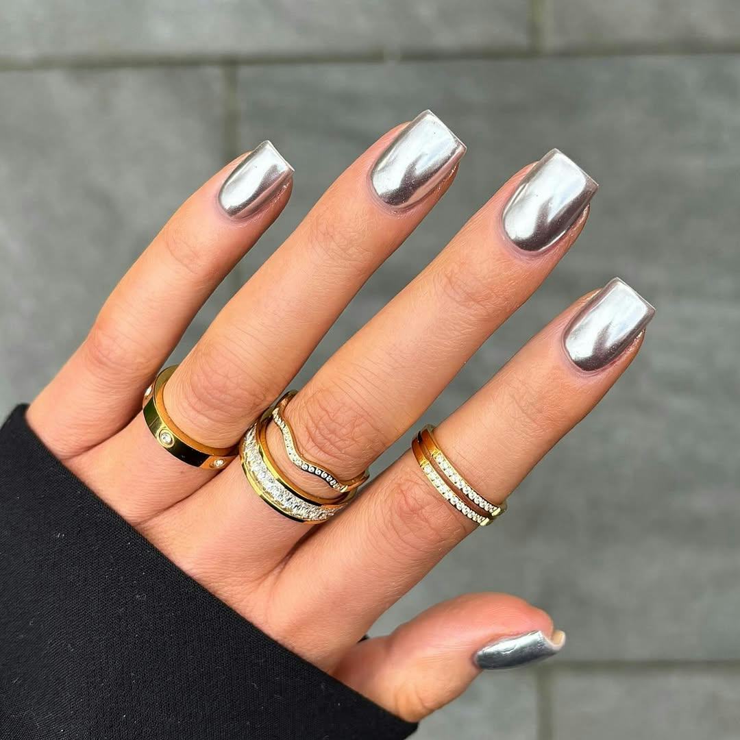 Reflective Silver Chrome Medium Square Nails — Silver Chrome Nails
