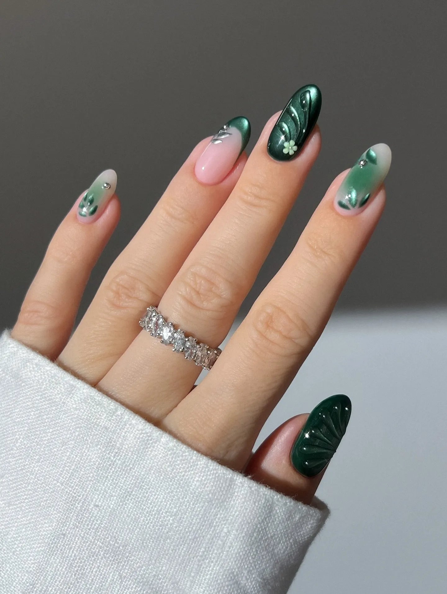 Long Stiletto Emerald Botanical French Tips Long Stiletto Emerald Botanical French Tips — Emerald Green Nails