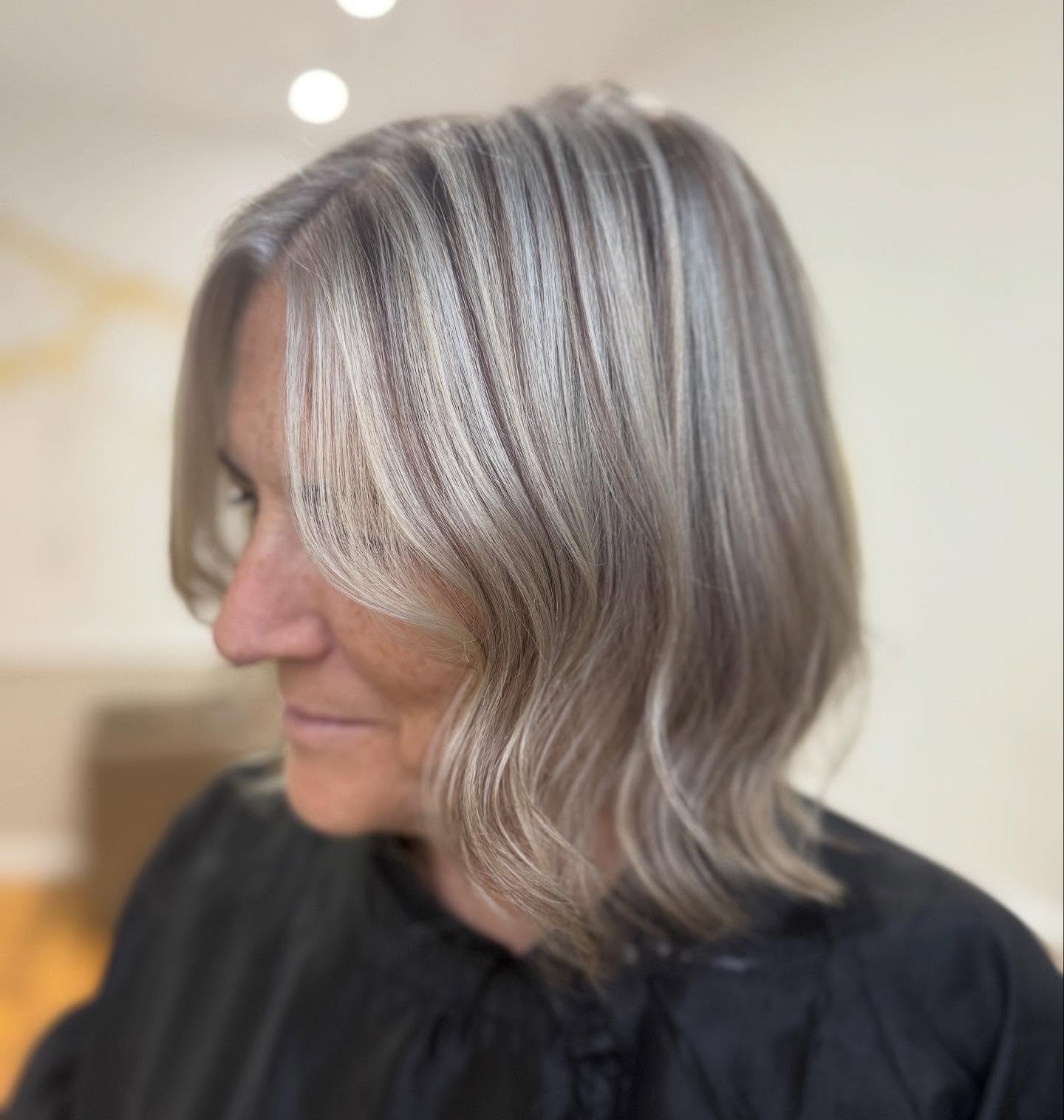 Grey Blonde Bob With Blended Color Grey Blonde Bob With Blended Color — Winter Haircuts for Square Faces