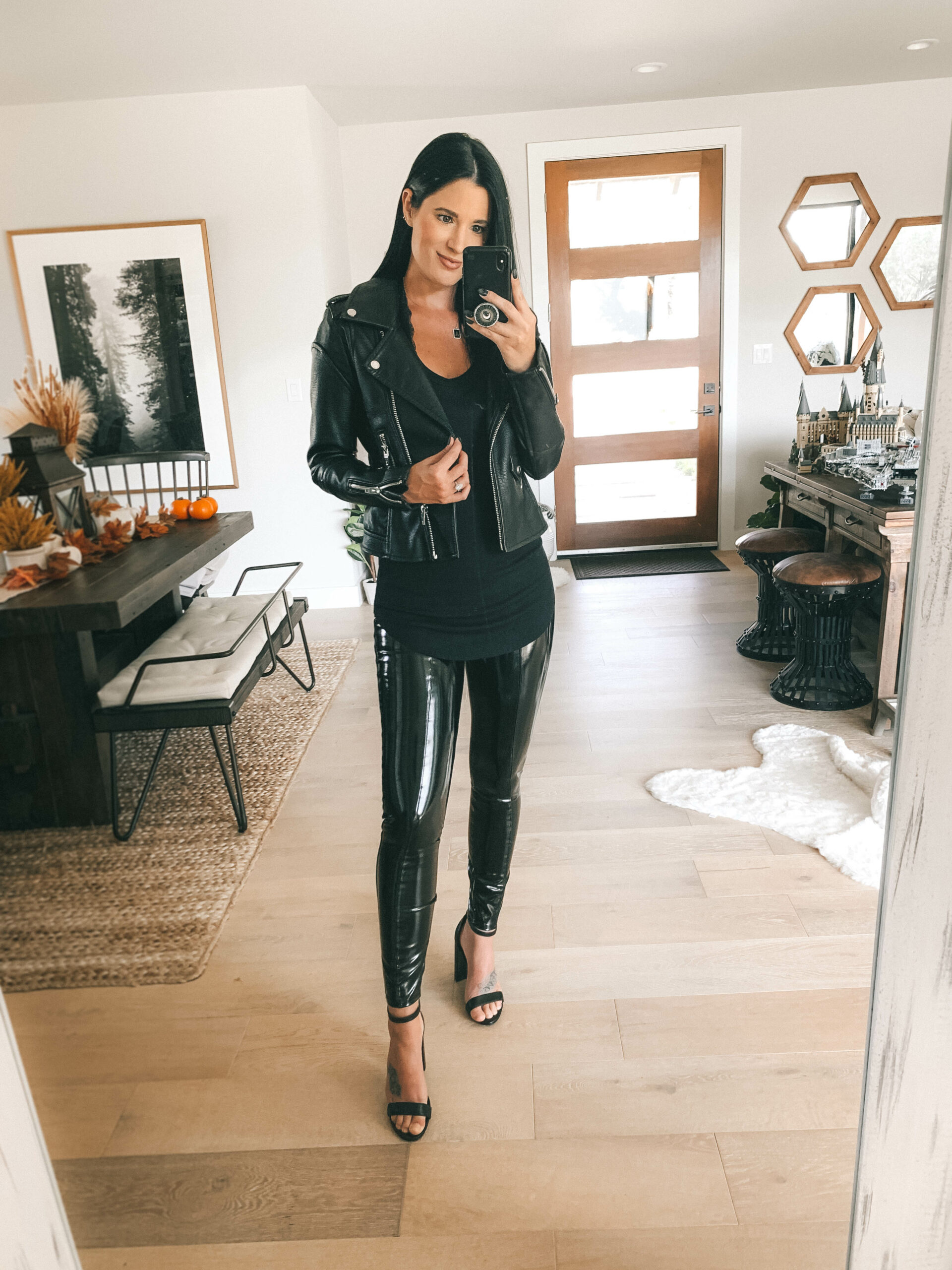 Sleek Evening Patent Leather Leggings — Leather Pants Outfits